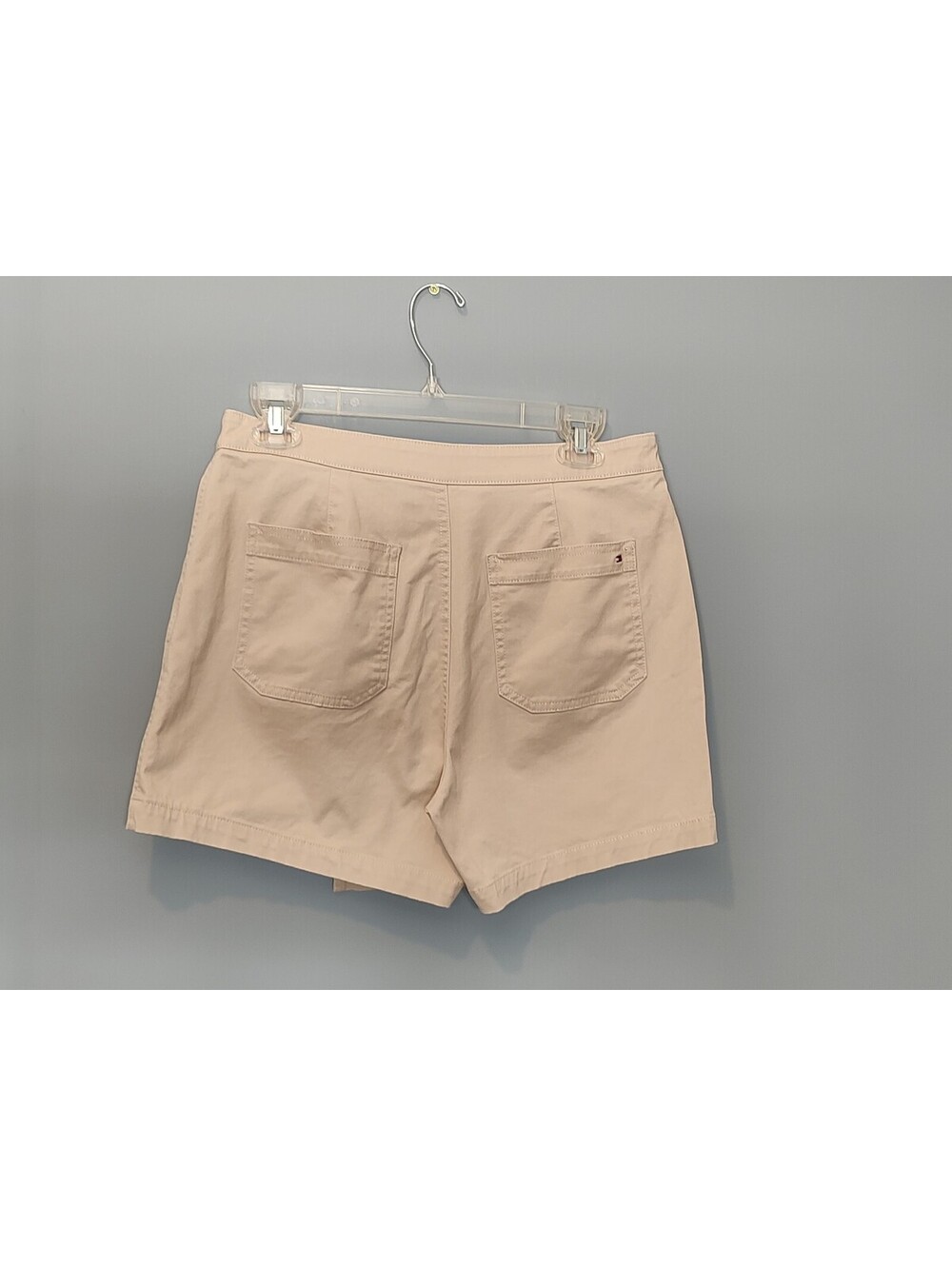 Tommy Hilfiger Hollywood Solid Chino Skort red D-ring buckle closure waistband. - Picture 2 of 8